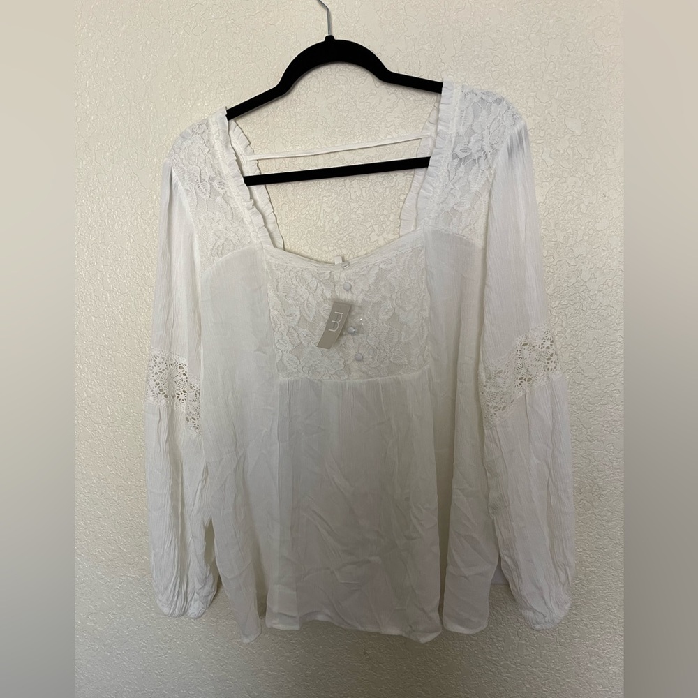 Whit float house, brand new from Maurice’s.